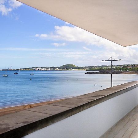 Facing Bay Hostel Praia da Vitória Exteriör bild