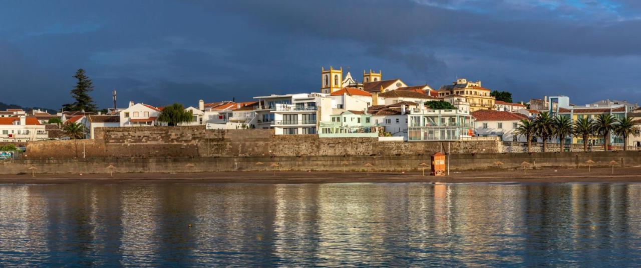 Facing Bay Hostel Praia da Vitória Exteriör bild