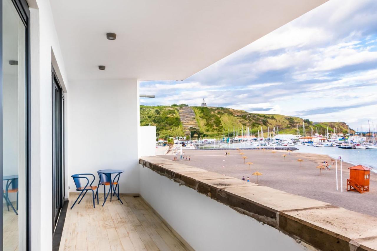 Facing Bay Hostel Praia da Vitória Exteriör bild